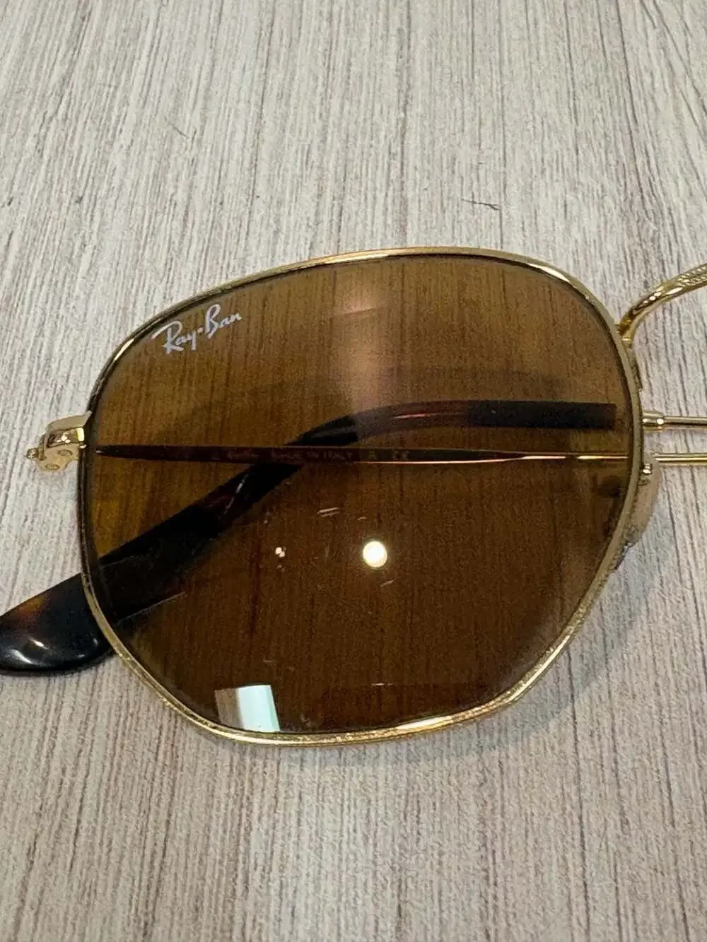 HEXAGONAL FLAT LENSES Sunglasses in Arista Gold and Brown (51-21) - RB3548N
